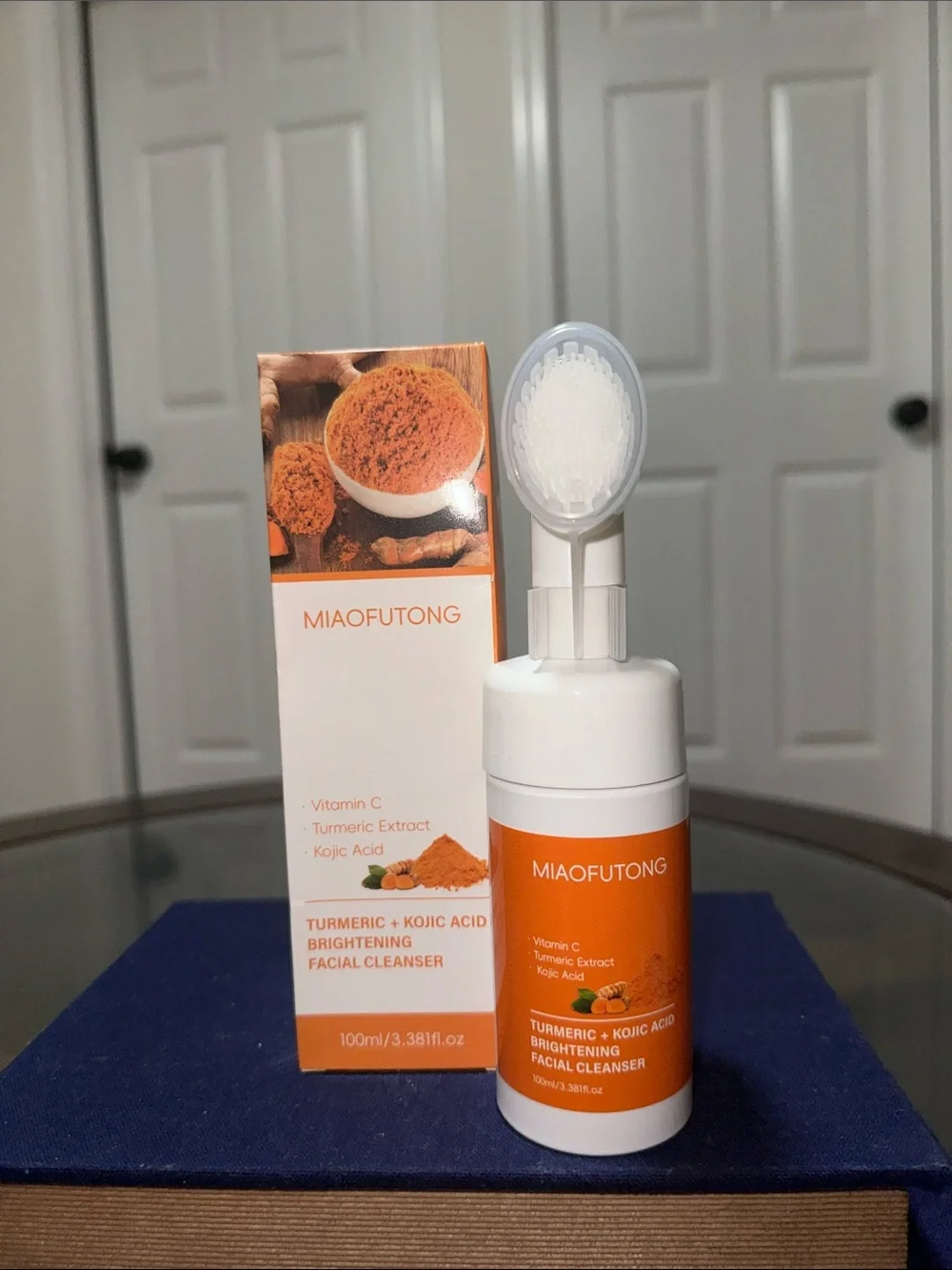MIAOFUTONG Turmeric + Kojic Acid Brightening Facial Cleanser - White & Orange